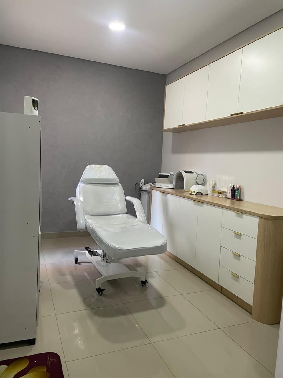Sala de procedimentos da Clínica Della Hautè